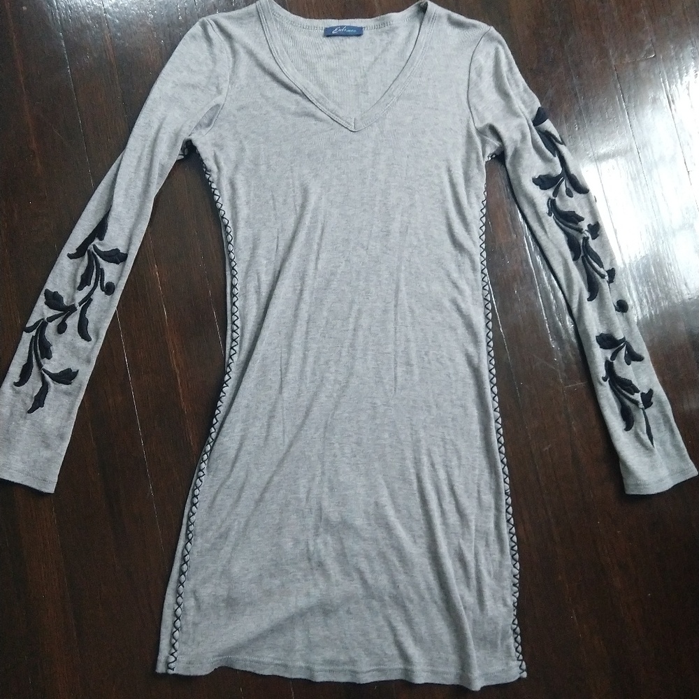Enfi Collection Embroidered Tunic Dress